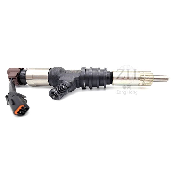 FUSO EURO4 6M60  FUEL INJECTION 噴油器總成