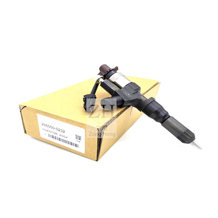 HINO EURO5 JO8E FUEL INJECTION 噴油器總成