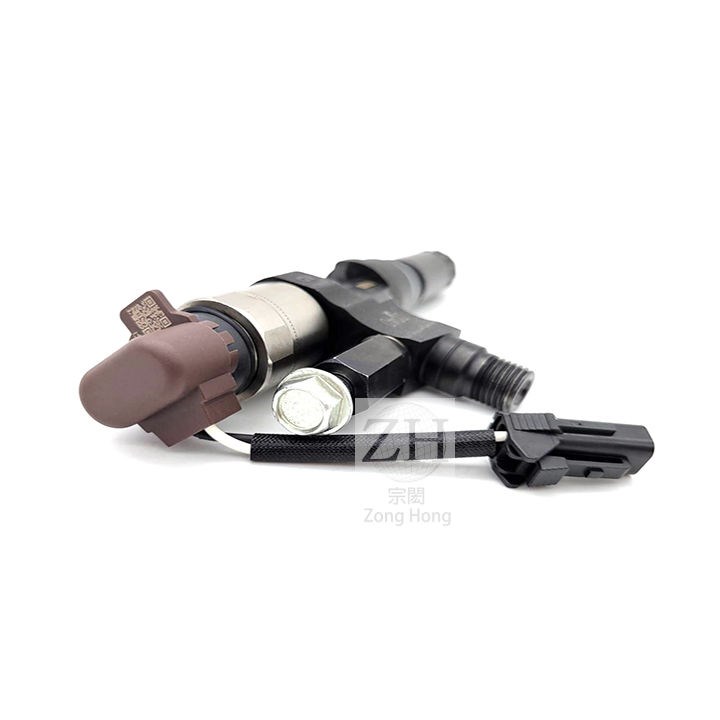 HINO EURO5 JO8E FUEL INJECTION 噴油器總成