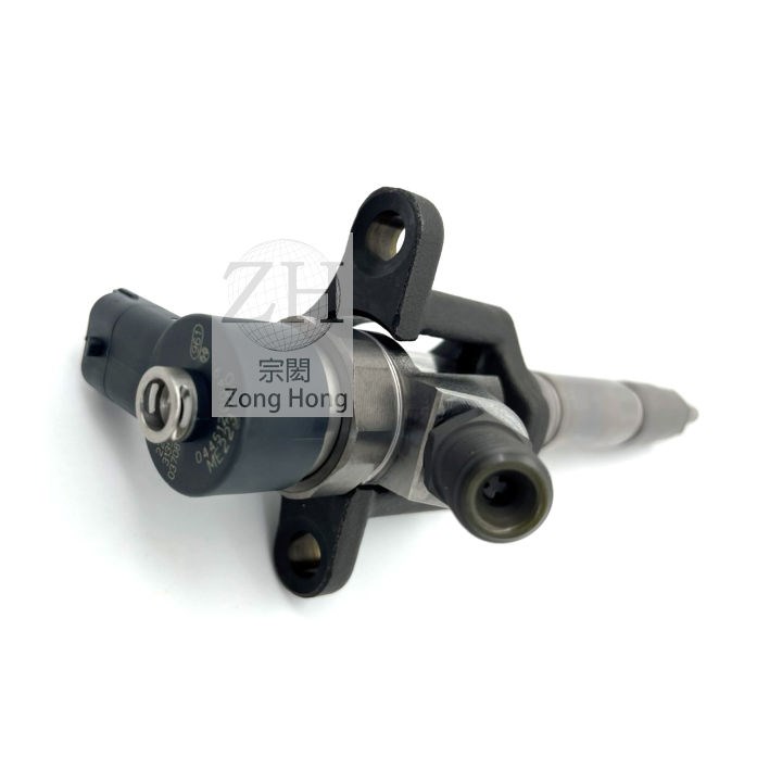 FUSO EURO4 4M50 FUEL INJECTION 噴油器 