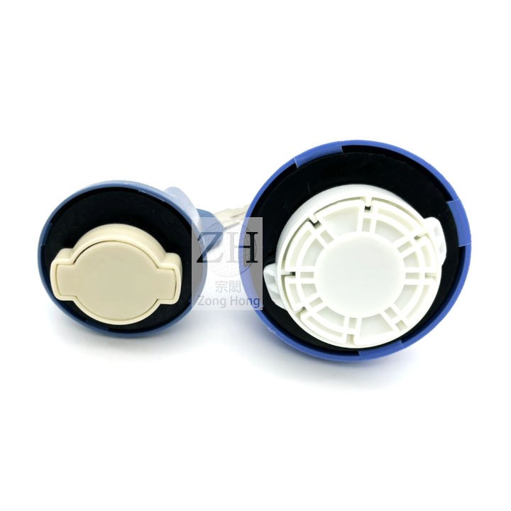 UD Urea Tank Cover 尿素箱蓋[附鑰匙]