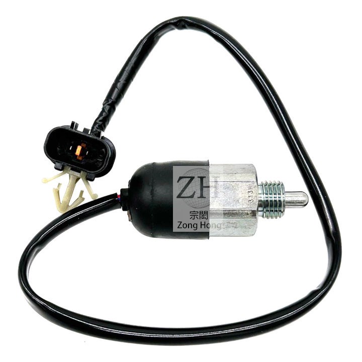 FUSO 4P10 Manual Transmission Gearshift Backup Lamp Switch  倒車燈開關(手排)