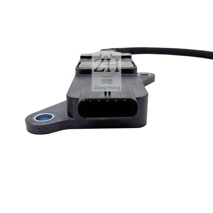 HINO 200 EURO6  Nitrogen Oxides SENSOR NOx氮氧感知器(12V)
