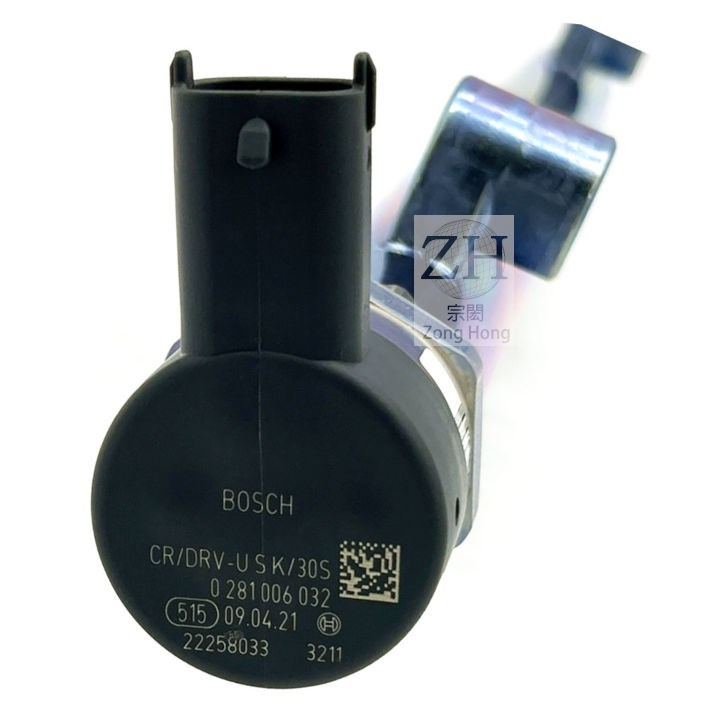 FUSO EURO5 4P10 Distributor Pipe Fuel 共軌管總成
