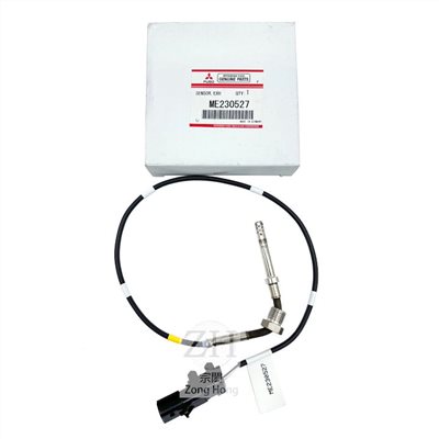 FUSO 4P10  Exhaust  Temperature Sensor    排氣溫度感知器(前)正廠